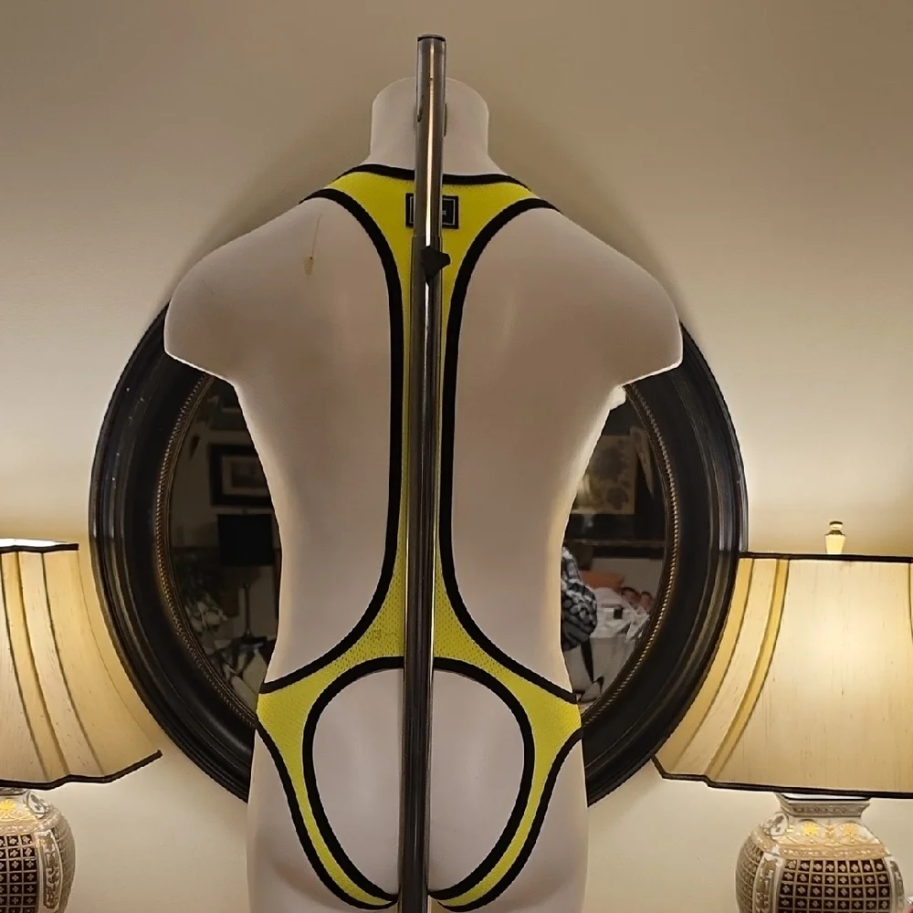 Men's Neon Yellow Cutout Athletic Bodysuit - Unbranded - Picture 3 of 9